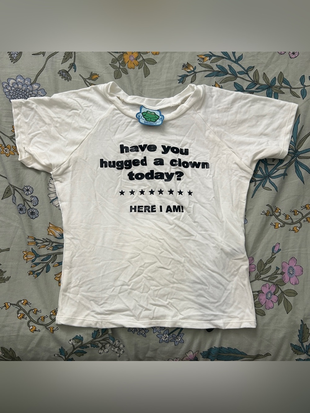 moving sale 💕 - NWT OMIGHTY white baby tee size small